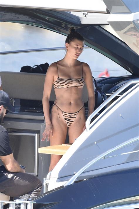 Hailey Baldwin Bieber S Sexy Ass In Bikini And Tight