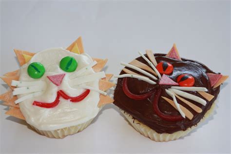 gs kitty cat cupcakes