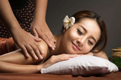 deep tissue massage royal thai spa wellness spa