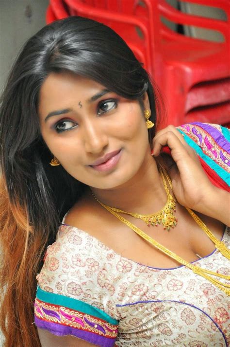 Telugu Spicy Actress Swathi Naidu Latest Sizziling Images