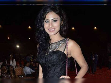 mouni roy mouni roy dedicates jhalak dikhhla jaa 7 performance to