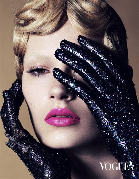 lisa vollebregt turns   shine factor  vogue mexico glitter fashion beauty editorial