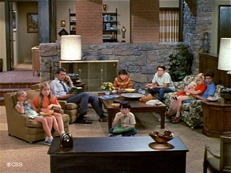 The Brady Bunch House The Story Behind The Sets Of A
