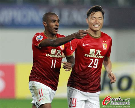 muriqui brace sparks evergrande cn