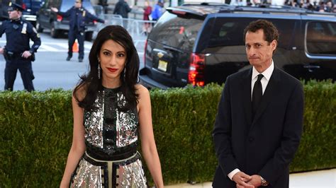huma abedin has filed for divorce from anthony weiner vanity fair