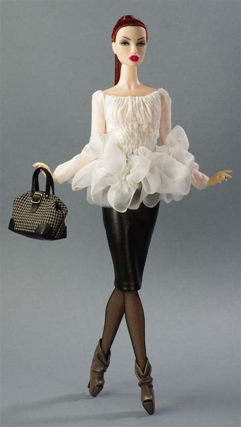 17 Best Images About Beautiful Fashion Doll On Pinterest