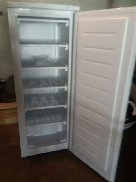 Thomson 6 5 Cu Ft Upright Freezer For Sale In Mount