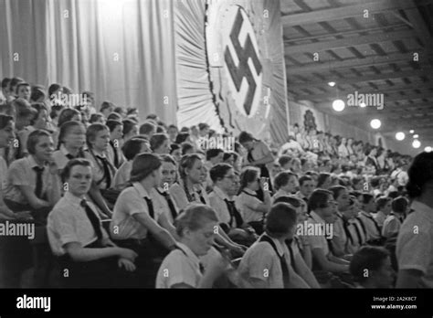 Nazi Hitler Youth Fotografías E Imágenes De Alta Resolución Página 2