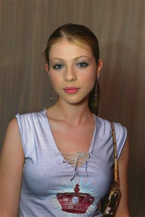 The Magnificent Michelle Trachtenberg 40 Pics Picture