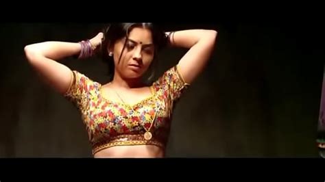 Sonalee Kulkarni Hot And Sexy Navel From Movie Shutterand Xxx Videos