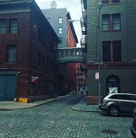 staple street tribeca 📷 mindy kaling mindy kaling big