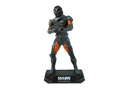 review mcfarlane toys color tops mass effect andromeda