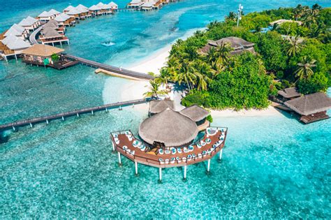 romantic honeymoon  inclusive resorts   maldives