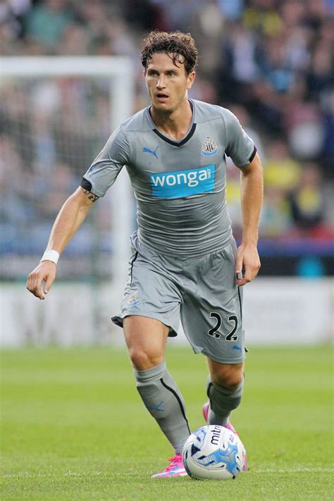 Daryl Janmaat Reveals He Feels Right At Home At Newcastle United