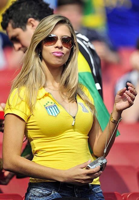 pin on coupe du monde brésil 2014 supporters
