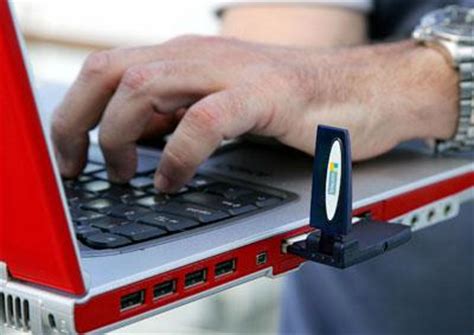 wireless internet cards  laptops desktops  pdas howstuffworks