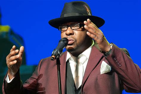 close friends say bobby brown should leave new edition tour to be with