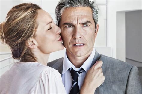 5 disadvantages of dating an older man