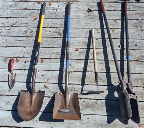 types  digging tools     backyard