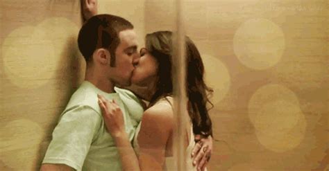couples kissing find and share on giphy