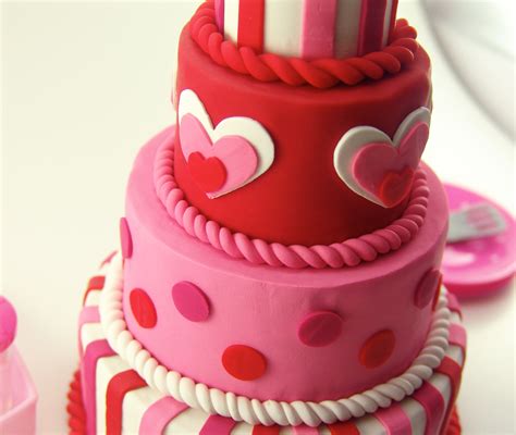 four tiered american girl valentine cake american girl cakes doll
