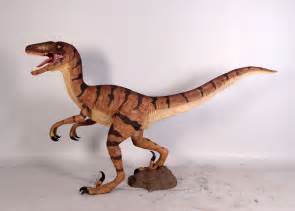 velociraptor  ft velociraptor dinh  life size