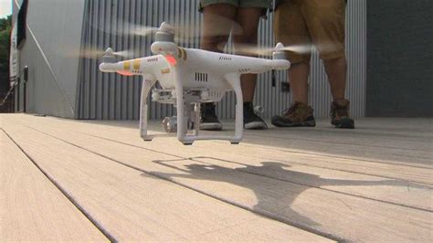drone workshop teaches students   soar