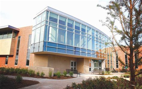 health science education complex infuses technology with space and