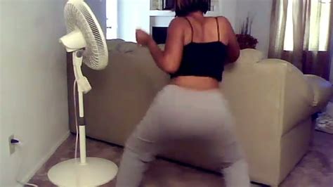 Phat Ebony Webcam Girl Twerks Her Big Booty In Grey
