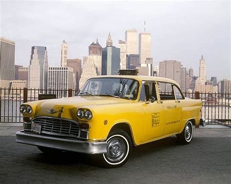 fun spout yellow taxi   york