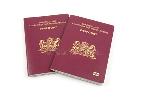 nederlands paspoort twee stock foto image  buitenland