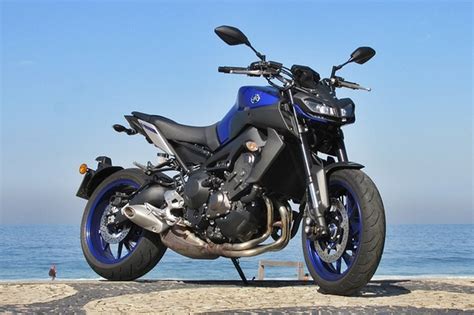 teste nova yamaha mt  tem aceleracao brutal  pede cuidado testes autoesporte