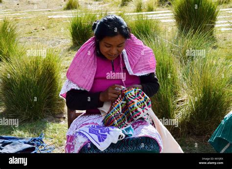 mujeres indigenas mexicanas fotografías e imágenes de alta resolución