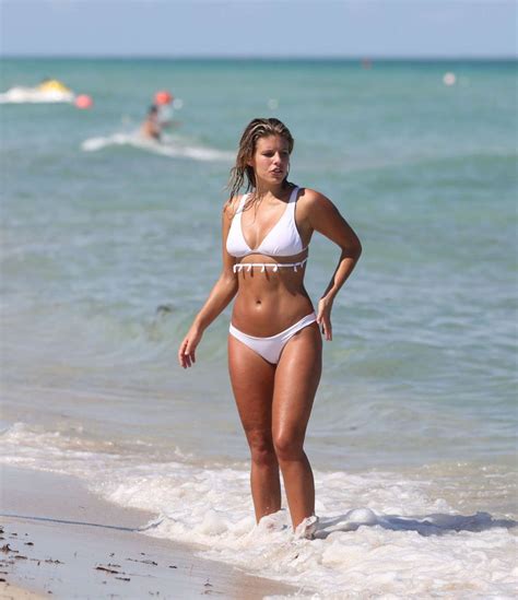 natasha oakley in white bikini in miami indian girls villa celebs