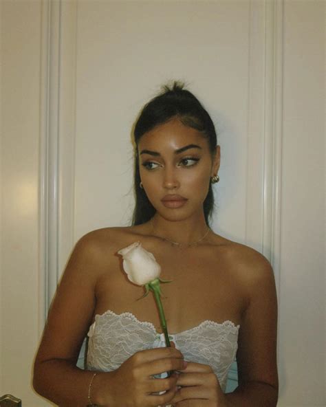 Cindy Kimberly Sexy New Year Celebrate 20 Photos The