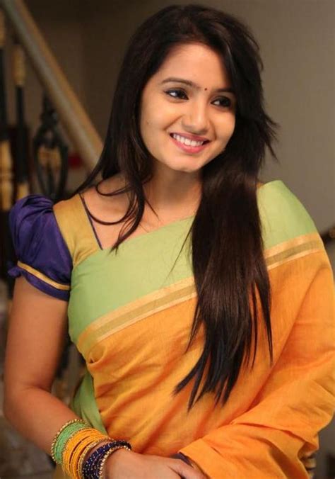 Actress Srithika Cute Hd Images In Beautiful Saree Cap