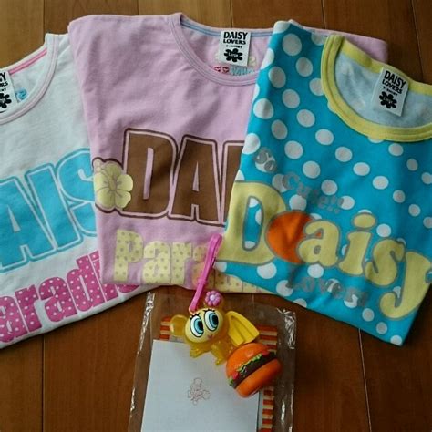 Daisy Lovers デイジーラバーズtシャツ3枚セットandハナちゃん光るスタンプの通販 By キャサリン S Shop｜ディジー