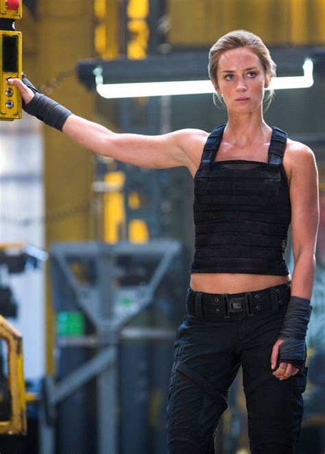 Twitter Emily Blunt Actresses Edge Of Tomorrow