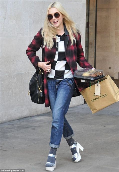 She S Got Her Style In Check Fearne Cotton Plays The Right Move In