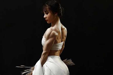 Yuan Herong The Unstoppable Force Of Fitness Medicine And Modeling