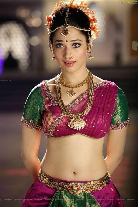 south indian actress tamanna bhatia hd hot wellpapers