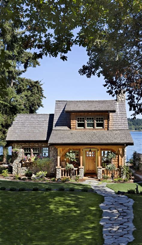 small lake homes