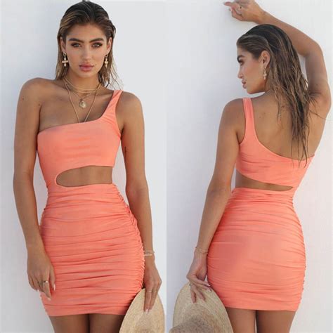 2019 Solid Sexy Pleated Slim Fit Dress Fashion Woman