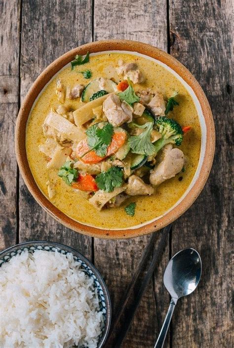 green curry chicken thai style the woks of life