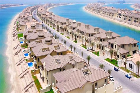 here s what you ll need to know about palm jumeirah dubai