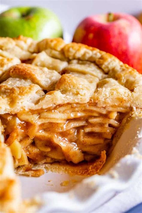The Best Homemade Apple Pie Recipe The Food Charlatan Chia Sẻ Kiến