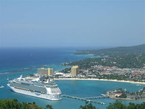 kingston largest city in jamaica about jamaica