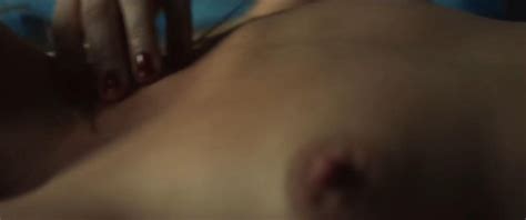 Nude Video Celebs Elisabeth Shue Nude Leaving Las