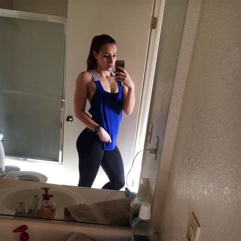 a fit college girl from california with a tight booty in yoga pants 7 pics girls in yoga pants