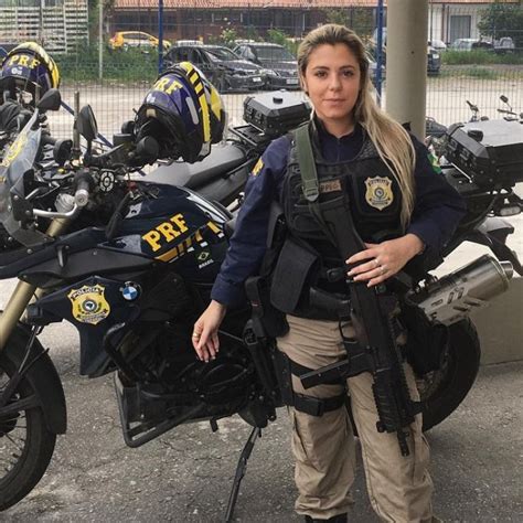 25 most beautiful female police forces from around the world